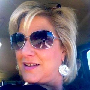 Meet your Posher, Pam